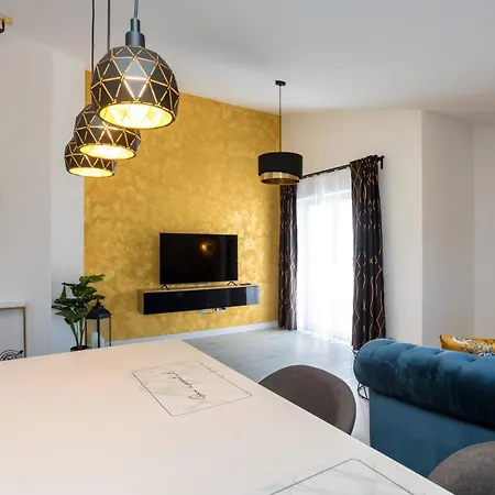 Aqua Apartment